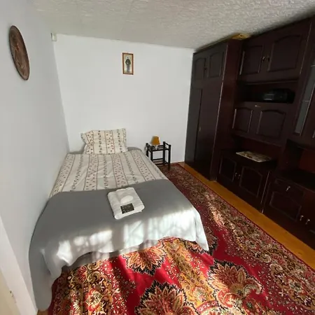 Bella Casa Economy - Skibowa, Close To Bielany 아파트 브로츠와프