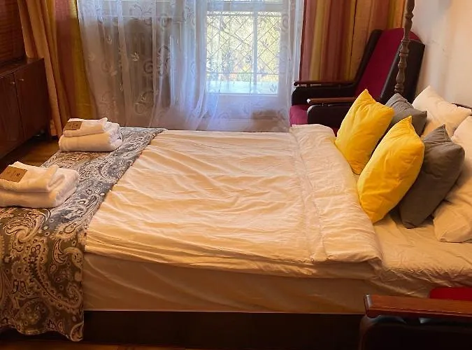 Bella Casa Economy - Skibowa, Close To Bielany Apartment *