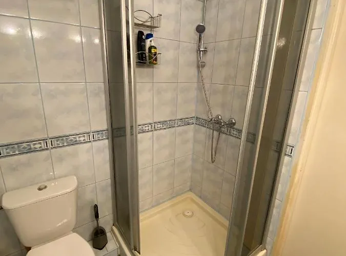 Bella Casa Economy - Skibowa, Close To Bielany Apartment