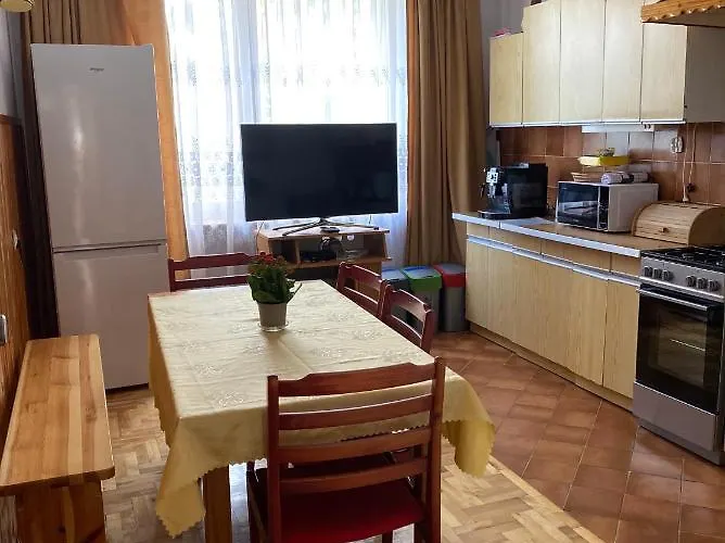 Bella Casa Economy - Skibowa, Close To Bielany Apartment *