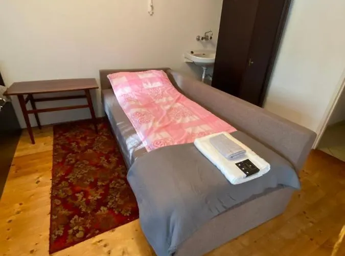 Apartment Bella Casa Economy - Skibowa, Close To Bielany Breslau