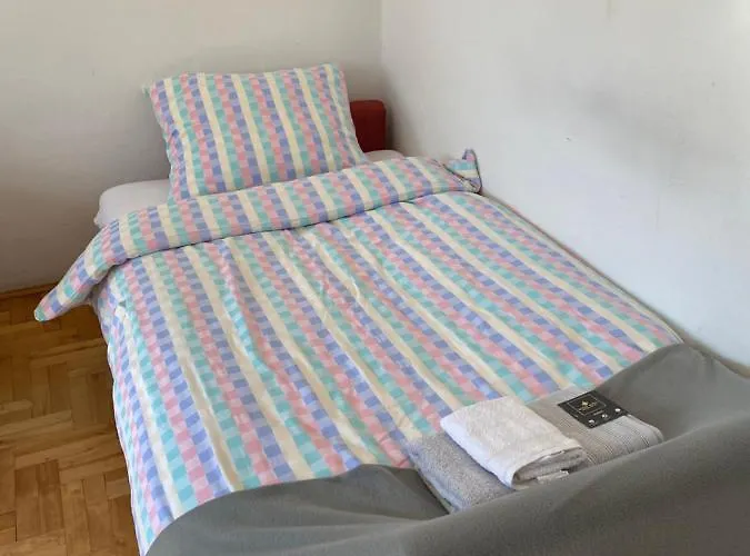 Apartment Bella Casa Economy - Skibowa, Close To Bielany