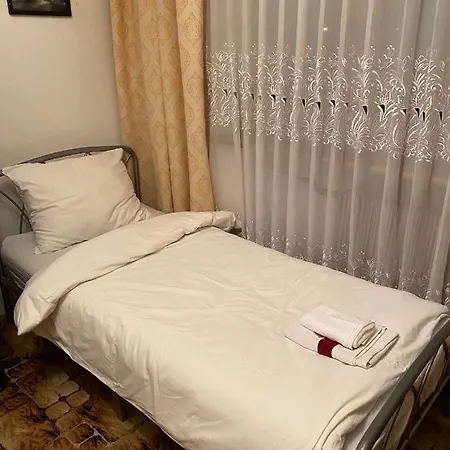 Bella Casa Economy - Skibowa, Close To Bielany *