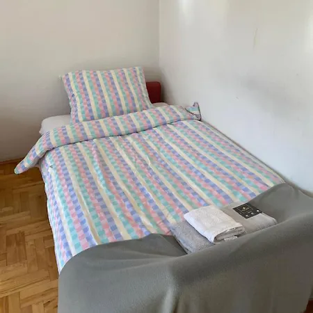 Apartment Bella Casa Economy - Skibowa, Close To Bielany