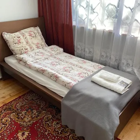 Bella Casa Economy - Skibowa, Close To Bielany